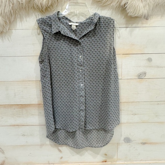 H&M sleeveless chiffon printed button down top - Picture 3 of 6